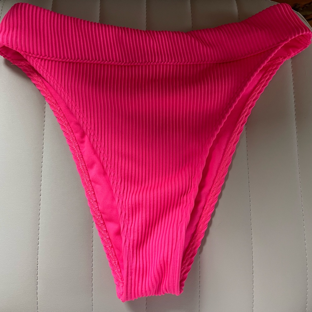 high waisted bikini bottom